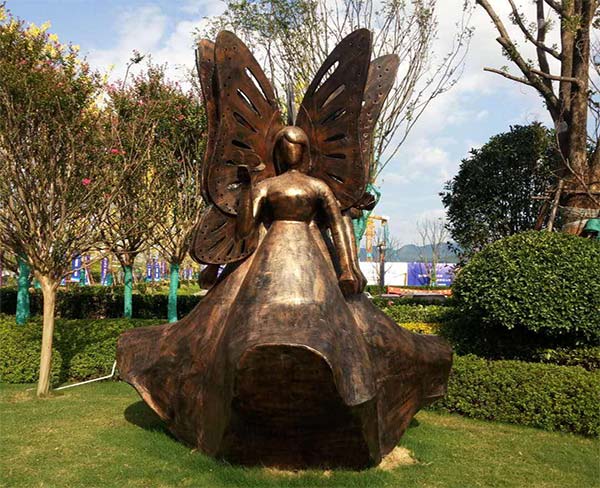 阜陽雕塑公司的作品運(yùn)輸過程中的注意事項(xiàng)