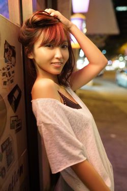 美女调教图片