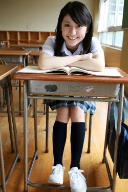 学霸快拨出来现在是上课不可以