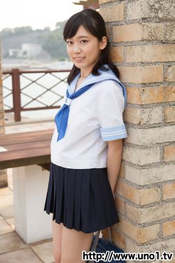 娇妻被领导抱进卧室